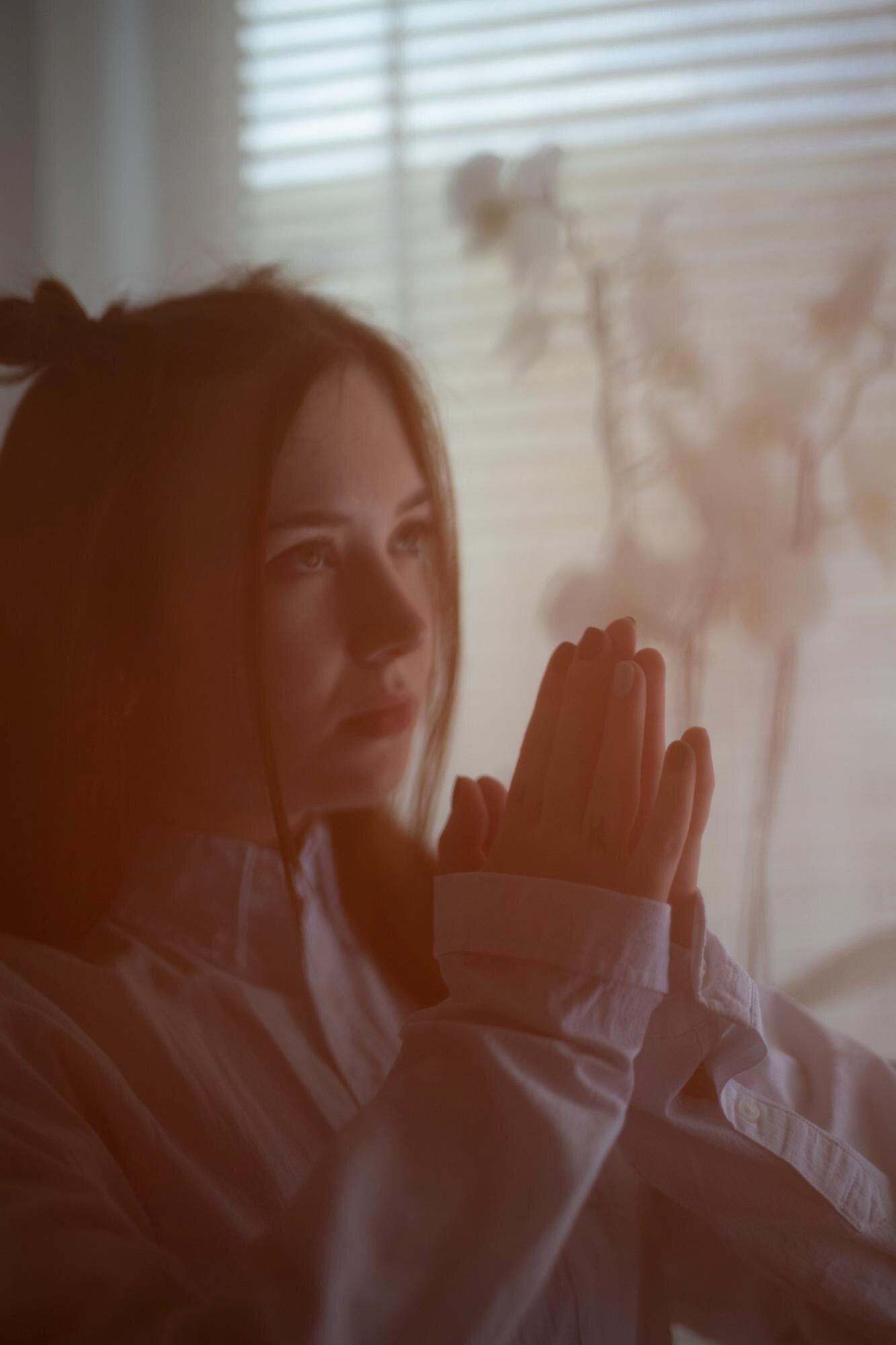 Feeling Overstimulated? 10 Quick Ways to Steady Your Nervous System After Too Much Noise, Movement, and Connection